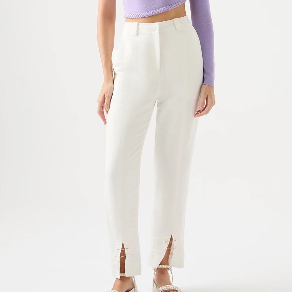 NWT Aje. Zita Split Front Tapered Pant Ivory
